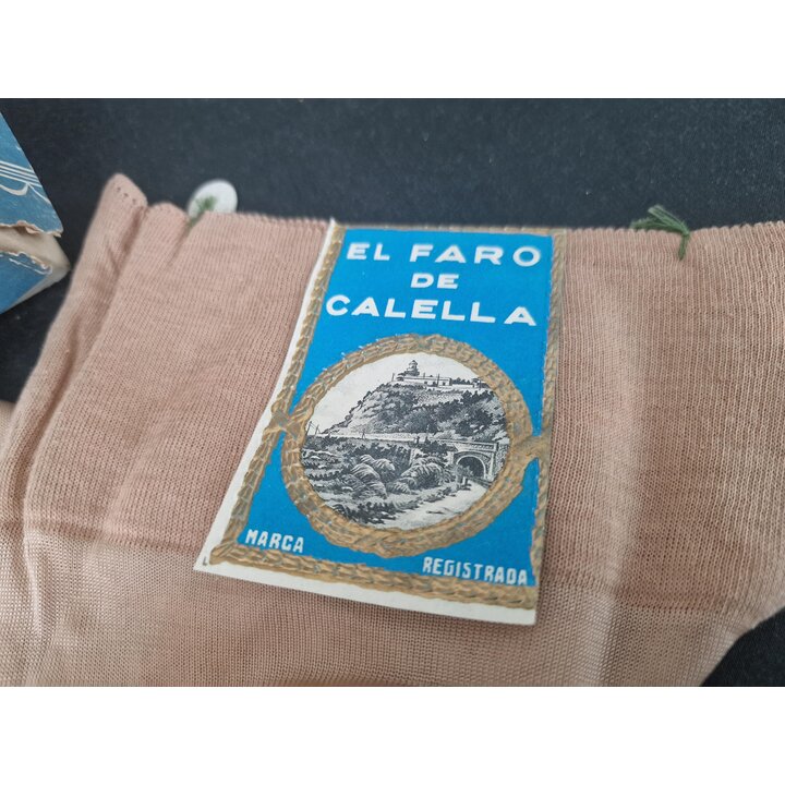 Винтажные чулки со швом El Faro de Calella 1950 е годы Вискоза Хлопок Бежевые Размер 9 Неиспользованные Без коробки