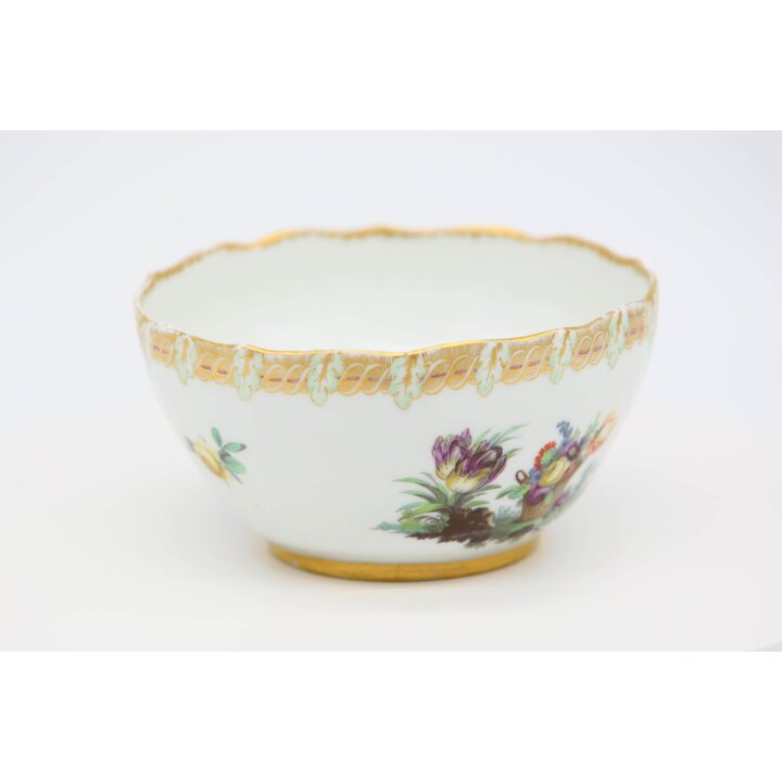Ciotola in Porcellana Meissen e Coppa, Decoro Fiori Tedeschi Dipinto a Mano con Bordo in Oro, Porcellana Vintage Tedesca Anni 19