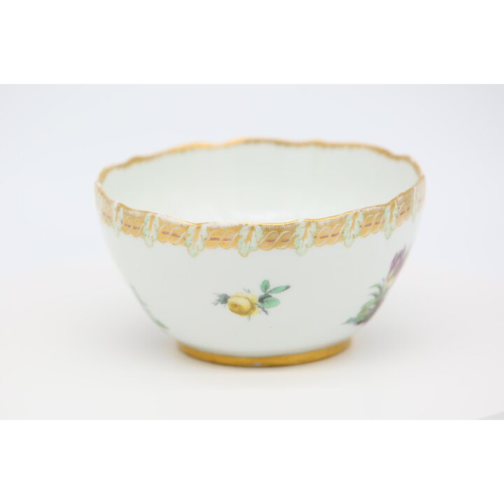 Meissen Porzellan Schale und Prunkschale, Handbemalt mit Deutsche Blumen Dekor und Goldrand, Vintage Kunstporzellan der 1970er J