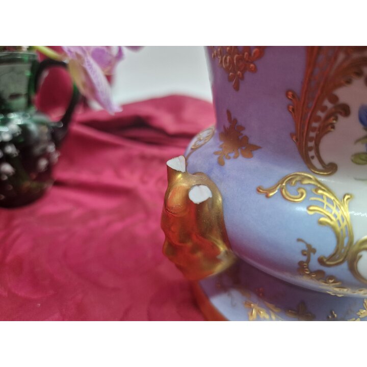 Vase Urne Porcelaine Le Tallec Paris Peint à la Main Fleurs Dorure Rococo Vase Ancien Pour Restauration Hauteur 14 cm