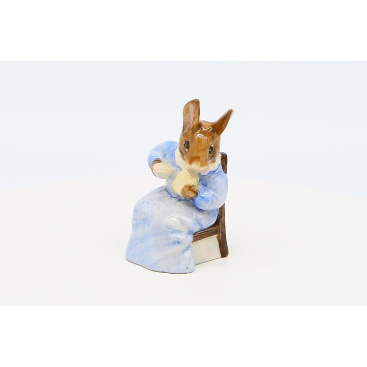 Статуэтка Beswick Mrs Tiggy Winkle Takes Tea, Фарфоровая Фигурка Beatrix Potter Ручной Работы, Английский Винтаж 1980х Годов Дек