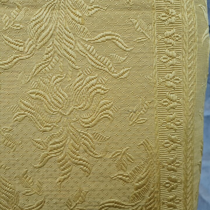 Antike Jacquard Tagesdecke, Vintage Goldgelber Bettbezug, Klassisches Damast Blumenmuster, 220x240 cm, Anfang des 20 Jahrhundert