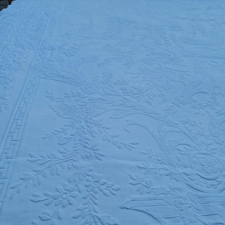 Colcha Jacquard Branca Antiga, Cobertor Matelasse de Algodao com Renda de Bilros Feita a Mao, 200x240 cm, Textil do Seculo XIX