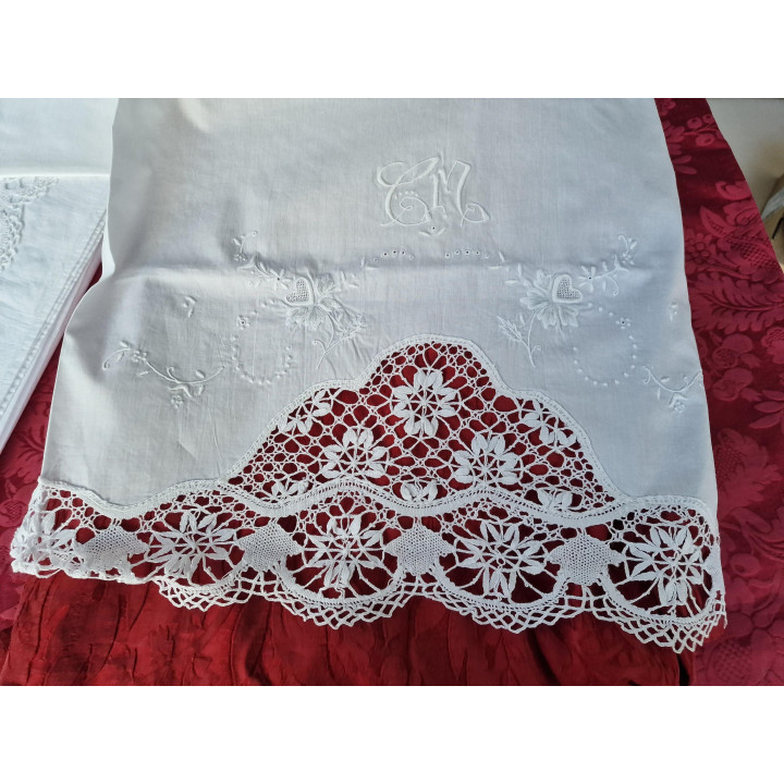 Juego de Cama Francés 1910 con Monograma Bordado a Mano