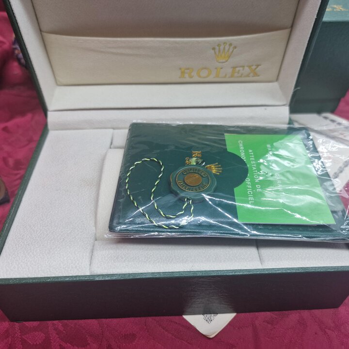 Scatola Orologio Astuccio Vintage, Rolex Oyster Ref 68 00 2, Completo con Cuscino, Portafoglio e Sigillo, Anni 80 Svizzera, Otti
