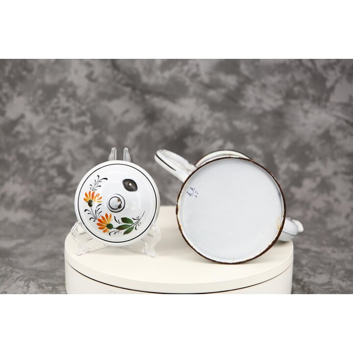 Cafeteira Esmaltada Bule de Chá Vintage Flores Pintadas à Mão 1.2L Metal Esmaltado Branco Decoração de Cozinha Rústica