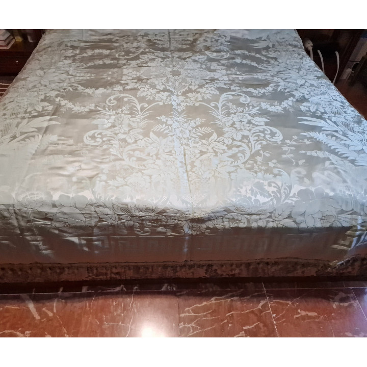 Antieke Spaanse Jacquard Damast Sprei ca. 1900