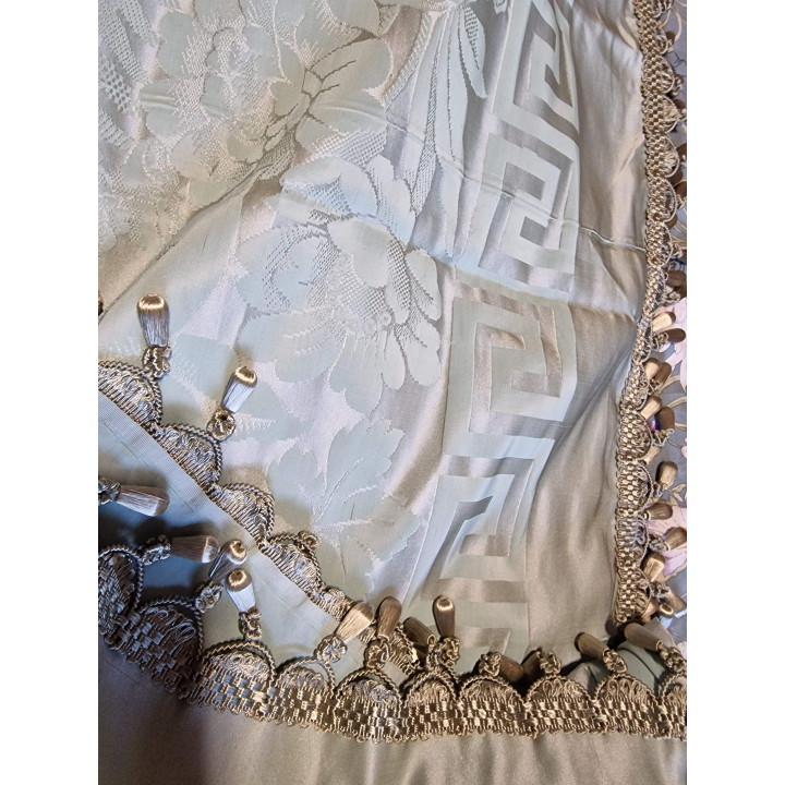 Colcha de Damasco Jacquard Espanhola Séc. XX