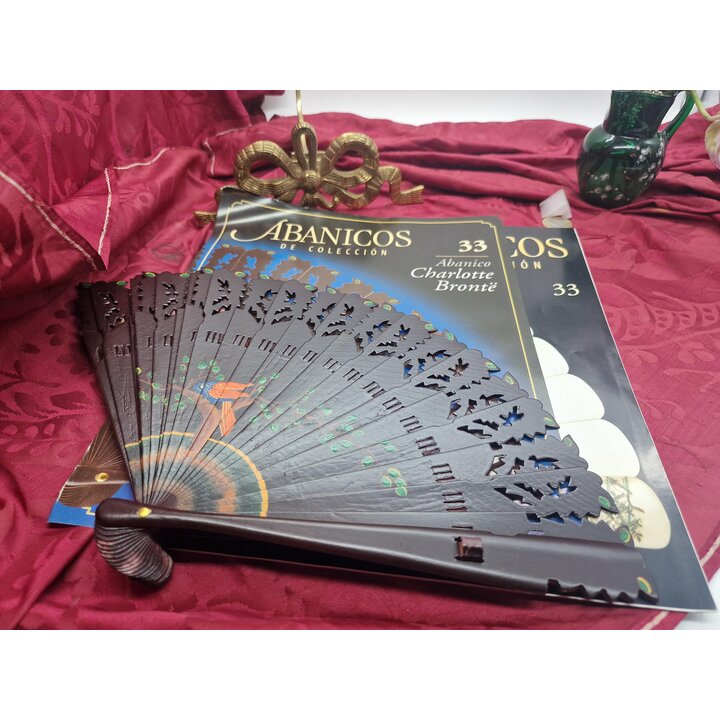Charlotte Bronte Collector Hand Fan Issue 33, Planeta DeAgostini 2003 Carved Wooden Fan with Magazine and Brochure Set