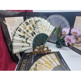 Abanico Folding Fan, Planeta DeAgostini Abanicos de Colección N 28 Gran Duquesa Olga, Set Revista Folleto 2003 23 cm