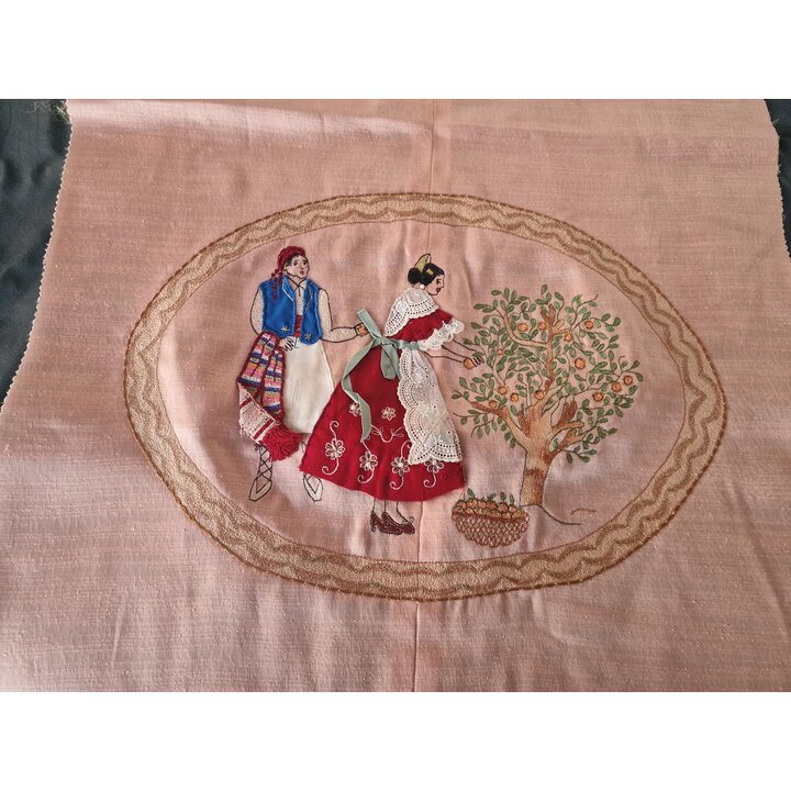 Panel Tkaniny Spódnica Walencjańska, Haft i Aplikacja Medalion 50x85 cm, Kupon na Poduszkę Obraz