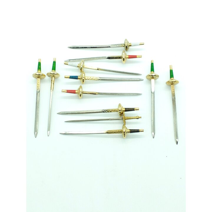 Juego Vintage de 12 Mini Brochetas Toledo con Soporte de Mesa | Pinchos para Aperitivos con Diseño de Espada | Utensilios de Bar
