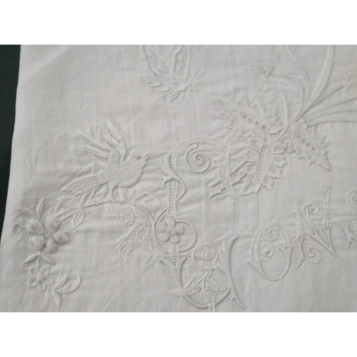 Antikes Besticktes Leinenpaneel, Mitgift Textilie, Aussteuer Stoff, Spanien, Handarbeit Weißstickerei, Name Consuelo, Vögel Schm