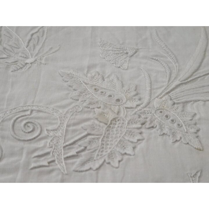 Antikes Besticktes Leinenpaneel, Mitgift Textilie, Aussteuer Stoff, Spanien, Handarbeit Weißstickerei, Name Consuelo, Vögel Schm