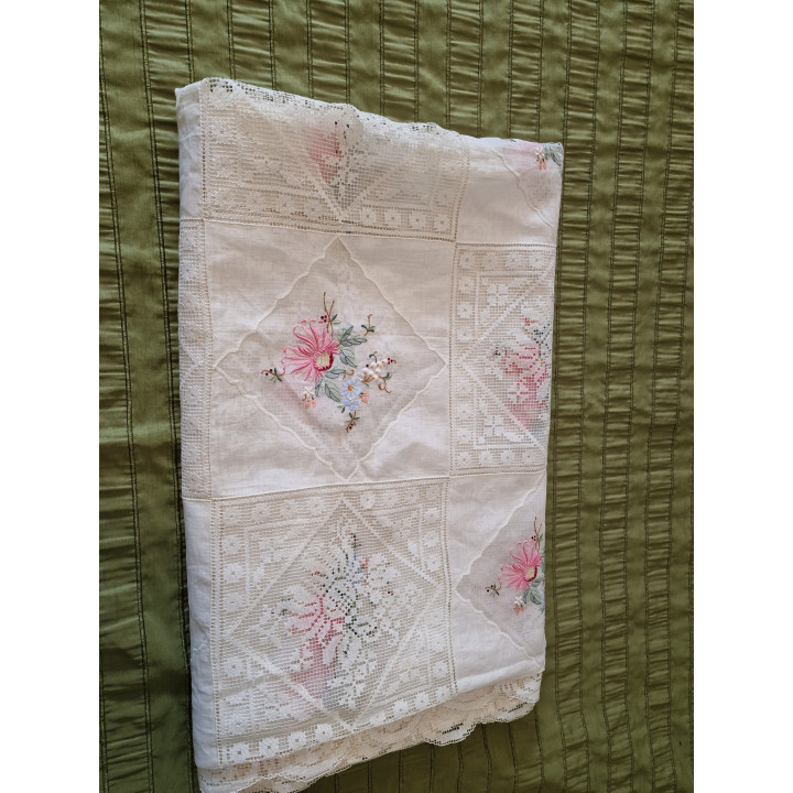 1950年代ヴィンテージ手刺繍コットンベッドカバー