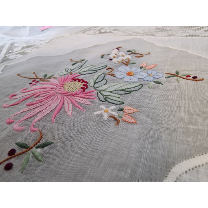 Colcha Vintage de Algodón Bordada a Mano - Años 50