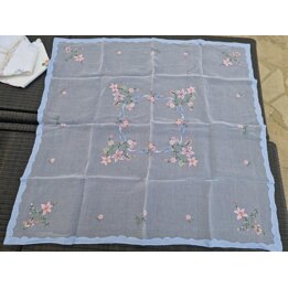 Toalha de Mesa Vintage em Organza Bordada, 120x120 cm Sobretoalha Azul Transparente Floral, Meados do Seculo XX