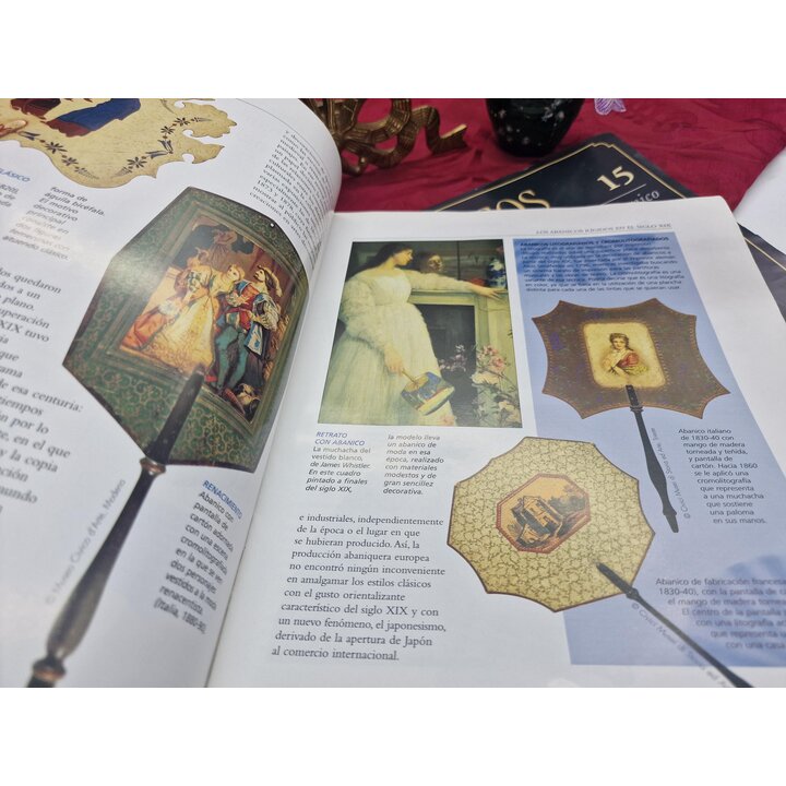 Eventail Imperatrice Sissi Planeta DeAgostini Numero 15 Eventail de Collection et Fascicule