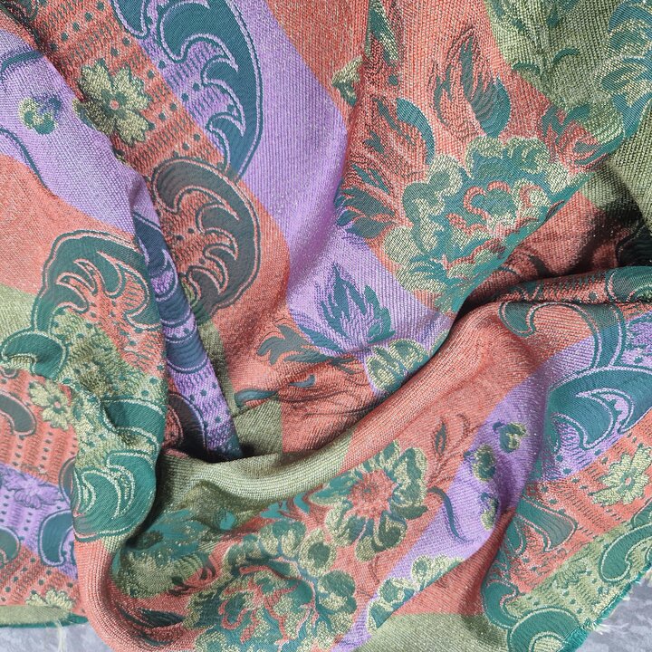 Pedaços de Tecido Jacquard Valenciano em Seda para Artesanato