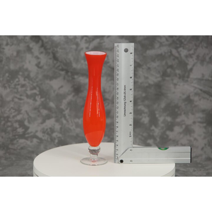 Vintage Zweifarbige Glasvase, Mid Century Überfangglas Vase Orange Weiß mit Glasfuß 23 cm