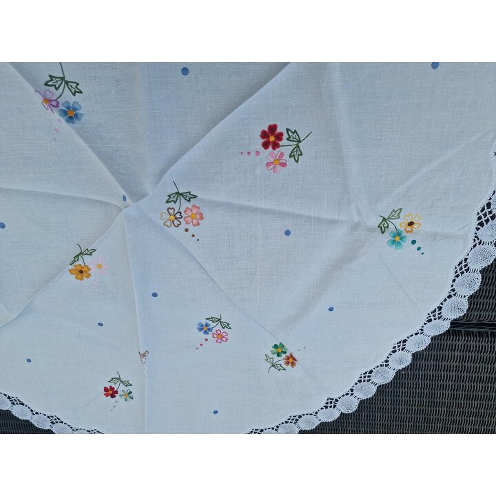 Okragly Obrus Lniany Recznie Haftowany Kwiaty Koronka na Szydełku Srednica 90 cm Vintage