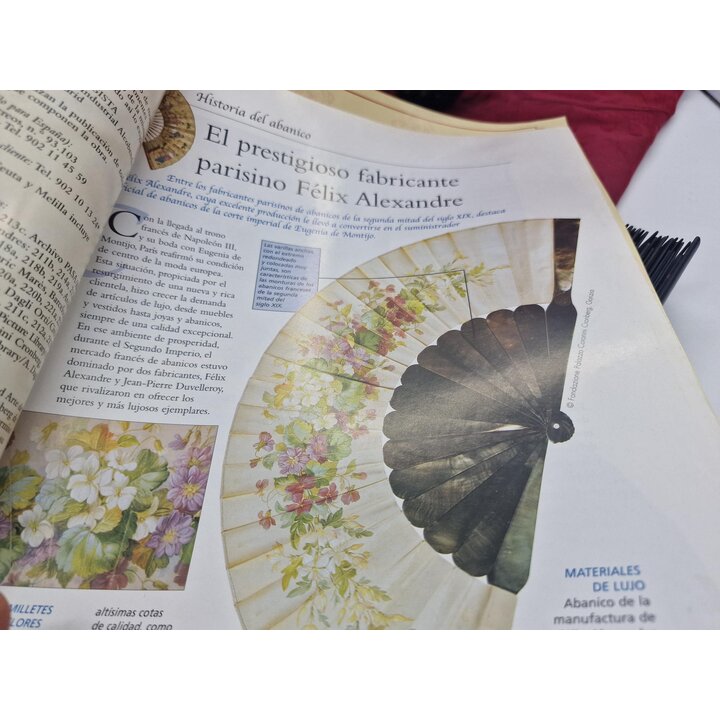 Wachlarz Drewniany Ażurowy, Planeta DeAgostini Abanicos de Coleccion 14 Królowa Wiktoria, Zestaw z Magazynem i Broszurą 2003