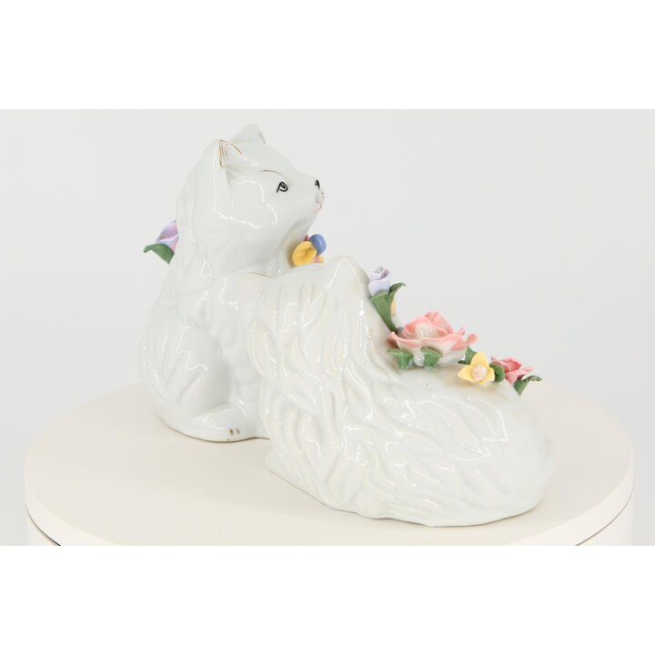 Coppia Gatti in Porcellana Vintage, Stile Capodimonte con Fiori in Ceramica Applicati, Sculture Feline Dipinte a Mano Anni 90