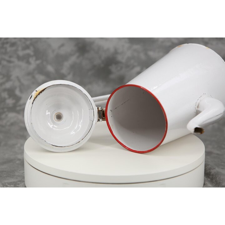 Cafeteira de Esmalte Vintage Branca com Borda Vermelha e Tampa, Jarro Esmaltado Rústico 2L, Decoração de Cozinha Brocante 25 cm
