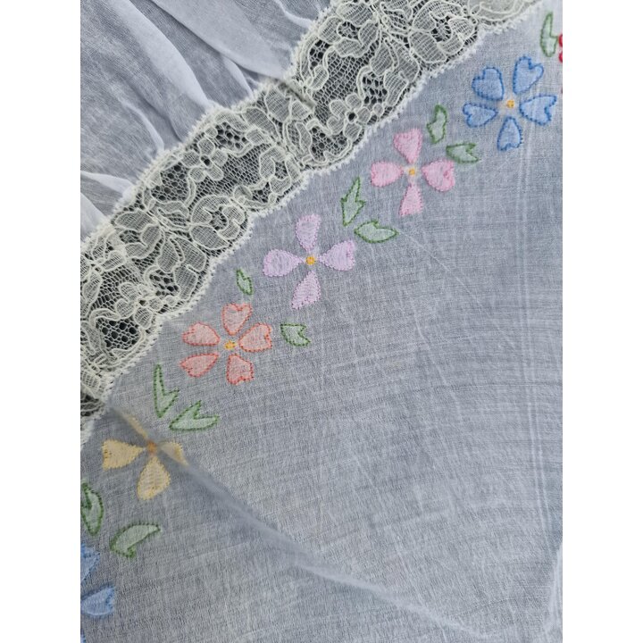 Mantel Redondo, Cubre Mesa, Organza Vintage Bordado Floral, Encaje con Volante, 130 cm, para Mesa de 80 cm