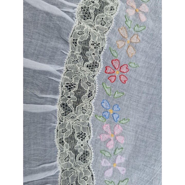 Runde Tischdecke, Organza Vintage, Blumen Stickerei, Spitzen Borde mit Volant, 130 cm, fuer 80 cm Tisch