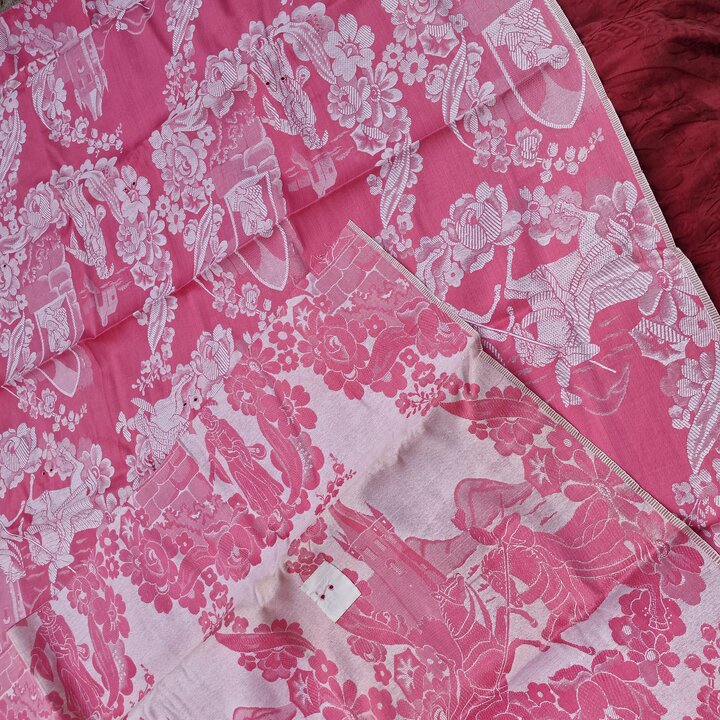 Tissu Jacquard Espagnol Vintage, Damas Rose Motif Chateau Medieval, 440x140 cm, Materiau de Sellerie pour Housse de Matelas Anne