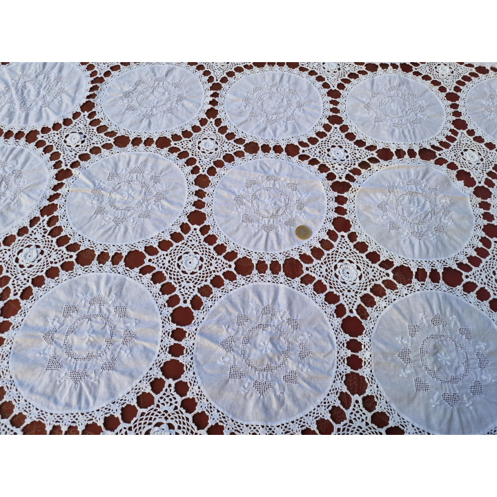 Vintage 1950s Handmade Crochet & Embroidered Tablecloth (160x300)