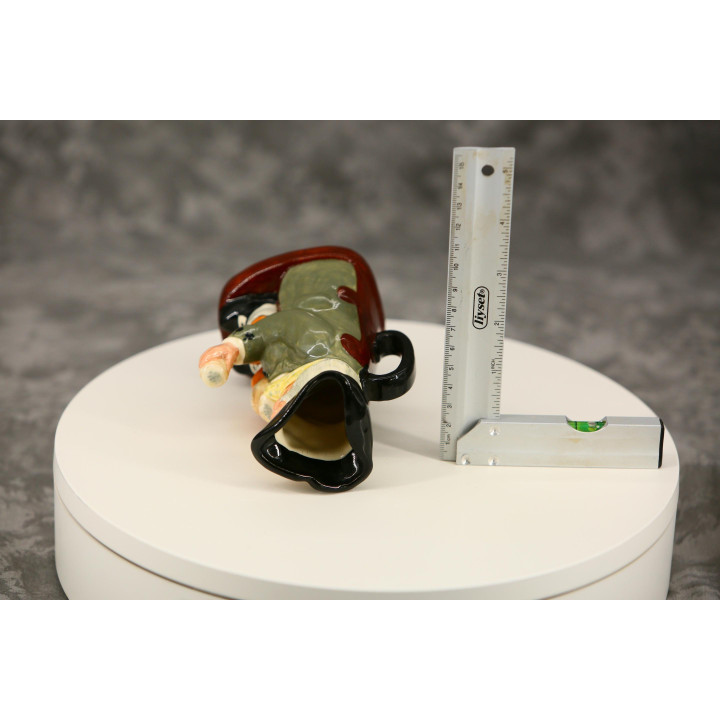 Кружка Тоби Royal Doulton 'Happy John' — винтаж
