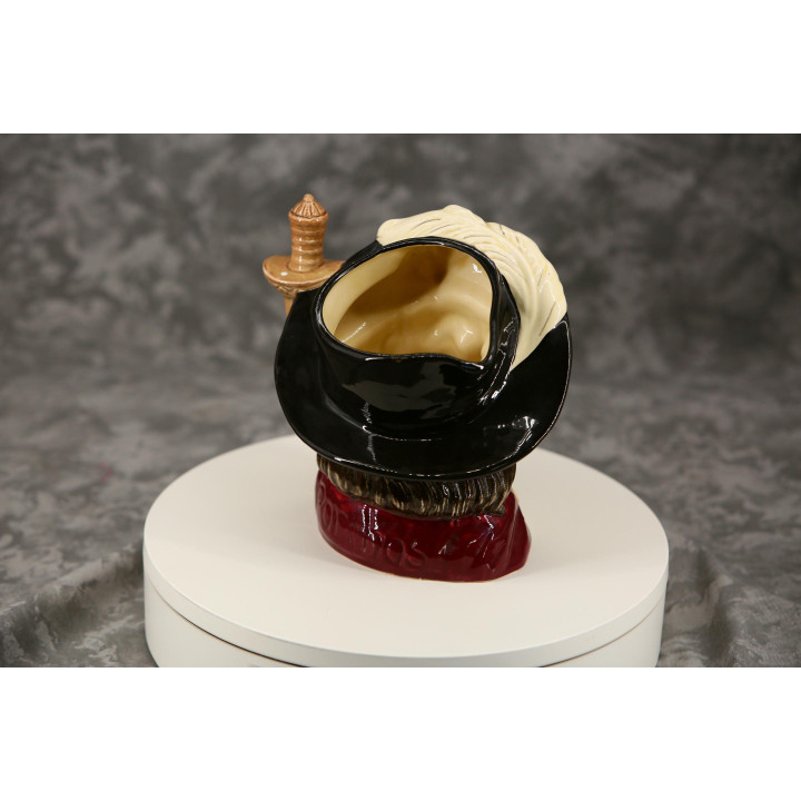 Jarra Royal Doulton Porthos D6440 - Os Três Mosqueteiros