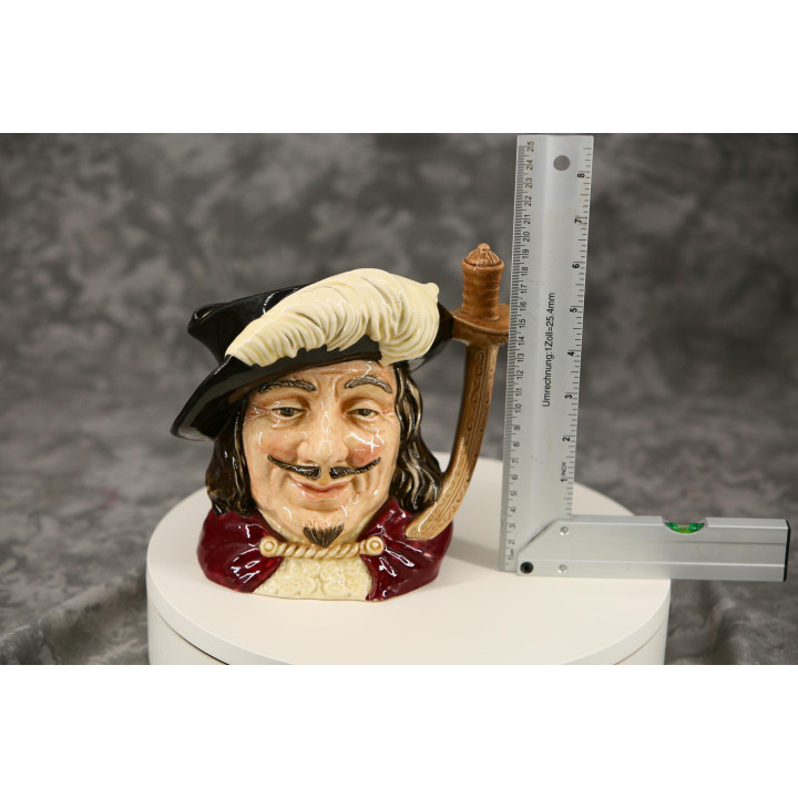 Jarra Royal Doulton Porthos D6440 - Los Tres Mosqueteros