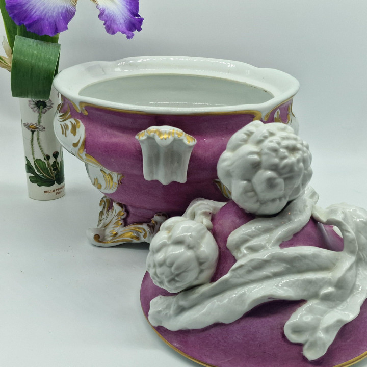 Gran sopera de porcelana Hispania Valencia, h. 1950