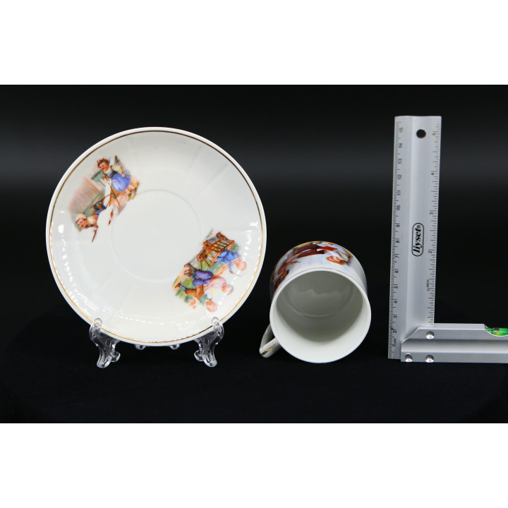 Conjunto de Chávena e Pires em Porcelana Anos 20