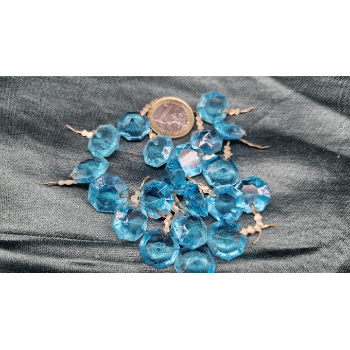 100 Blue Glass Chandelier Pendants 14mm Vintage Parts