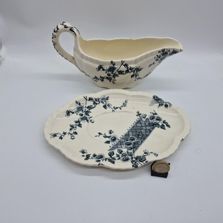 Salsiera e Piatto Keeling & Co Essex - Staffordshire XIX sec.
