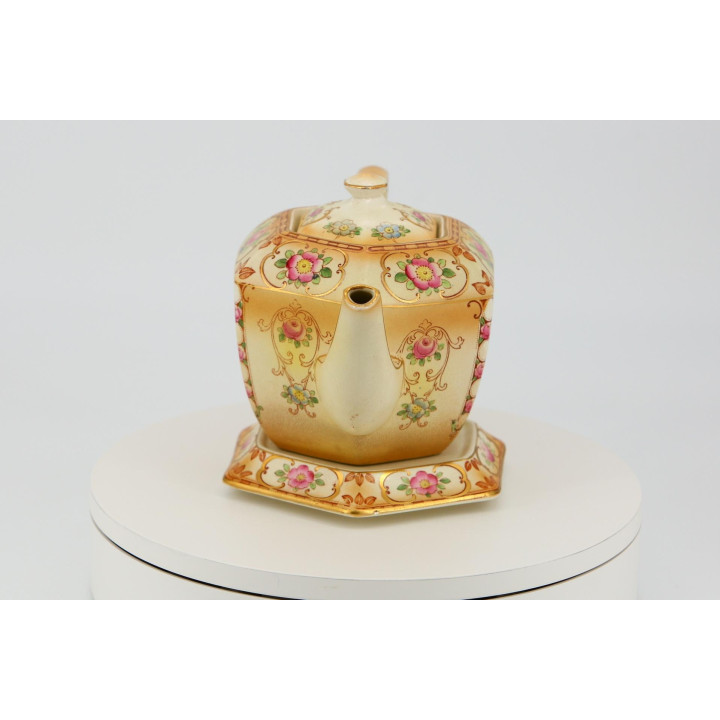 Vintage Crown Ford Teapot - Made in England