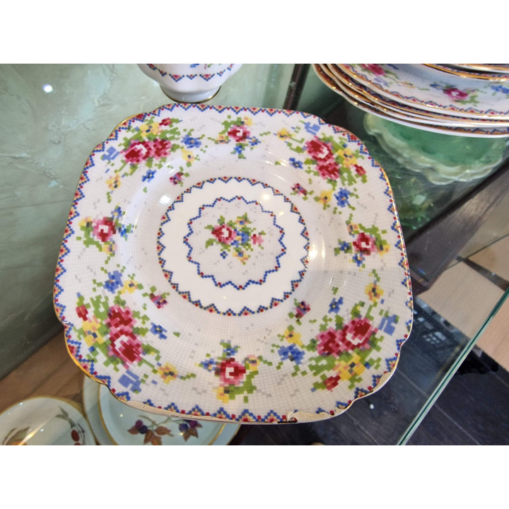 Zestaw 12 Talerzy Deserowych Royal Albert Petit Point - Lata 60.