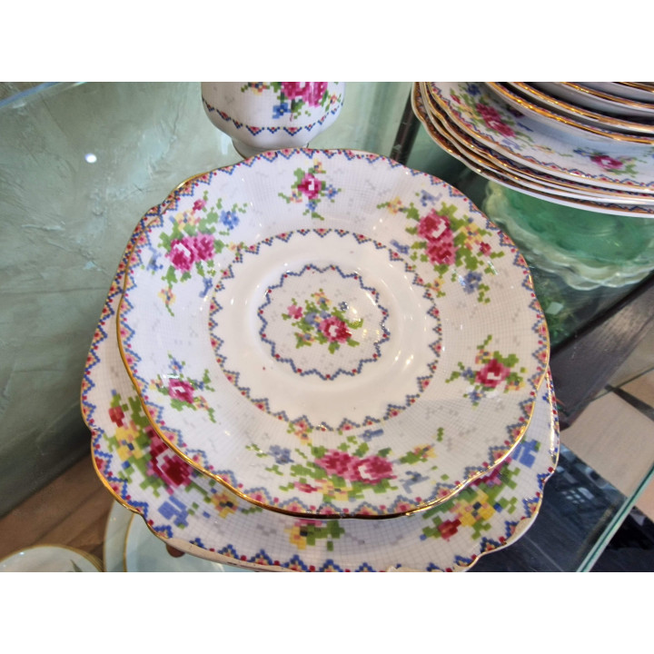 Trío de Té Royal Albert Petit Point - Vintage 1960
