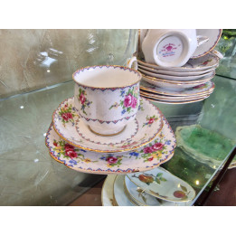Royal Albert Petit Point Thee Trio - Vintage Bone China