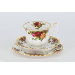 Trio à Thé Royal Albert Old Country Roses | Porcelaine Anglaise