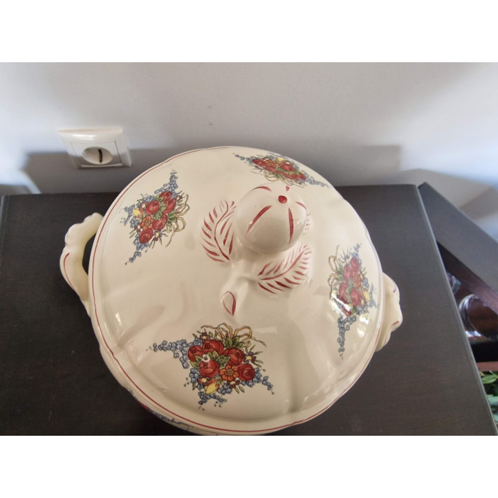 Sarreguemines Obernai Tureen - French Ceramic Alsace Decor