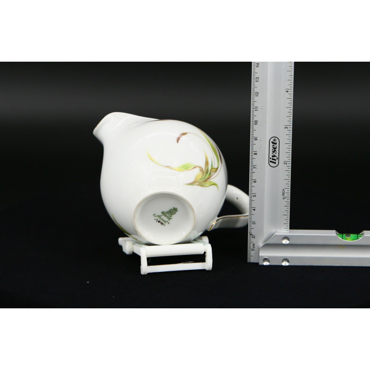 Heinrich & Co Selb Bavaria Anmut Porcelain Creamer