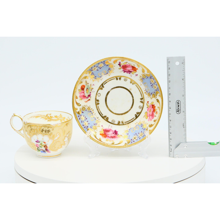 1910年製ヴィンテージ磁器ティーセット 金彩と花柄