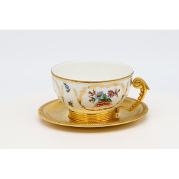 ベル・エポック 磁器製ティーカップ＆ソーサー 金属装飾 1910年頃