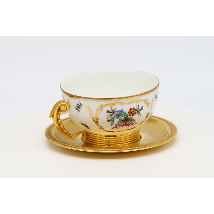 Tasse et Soucoupe Belle Époque Porcelaine et Métal v. 1910