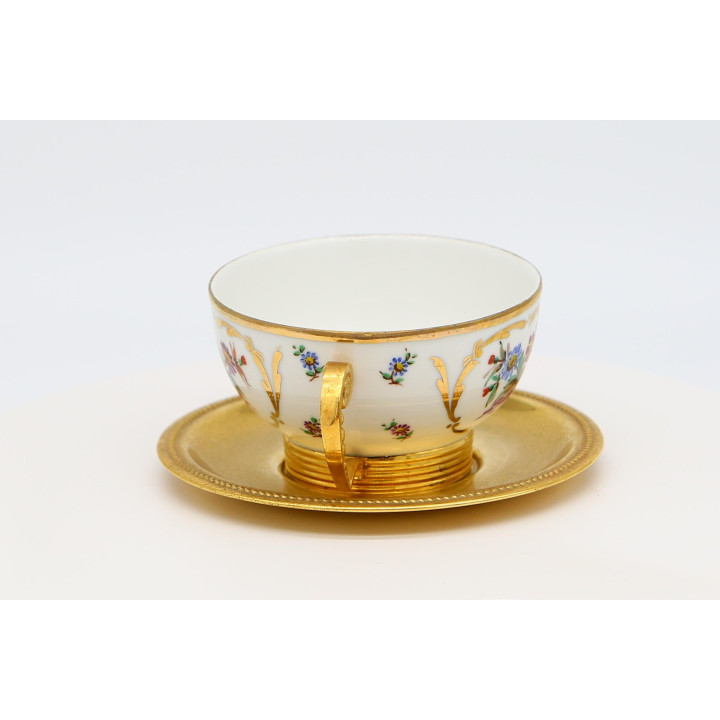 Tasse et Soucoupe Belle Époque Porcelaine et Métal v. 1910
